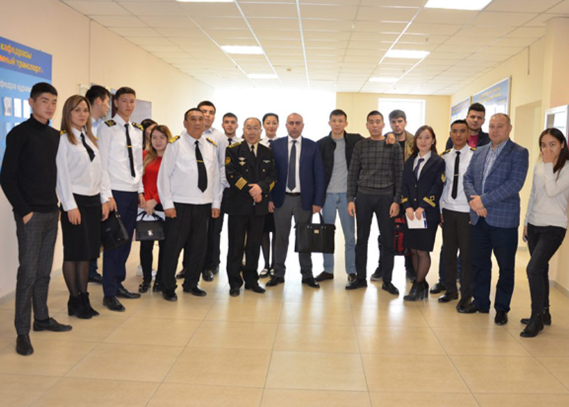 Встреча со студентами Морской академии Каспийского государственного университета технологий и инжиниринга имени Ш. Есенова